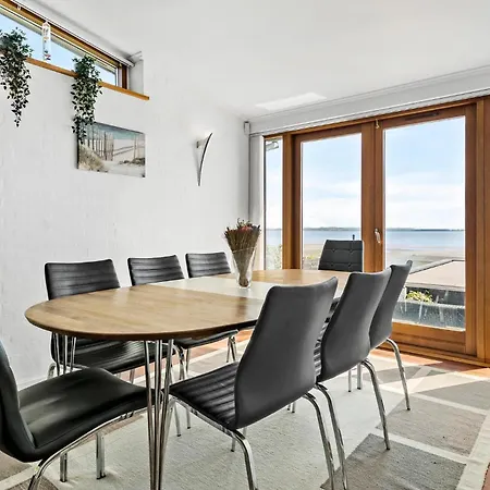 3 Bedroom Cozy In * Egå